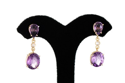 Lot 289 - A PAIR OF AMETHYST AND DIAMOND DROP EARRINGS,...