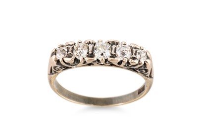 Lot 99 - A VINTAGE FIVE STONE DIAMOND RING, the...