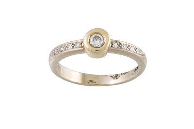 Lot 107 - A DIAMOND SOLITAIRE RING, the brilliant cut...