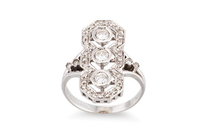 Lot 233 - A DIAMOND CLUSTER RING, of fingerline design,...