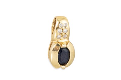 Lot 37 - A SAPPHIRE AND DIAMOND PENDANT, mounted in...
