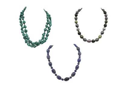 Lot 491 - A QUANTITY OF GEMSTONES/SEMI-PRECIOUS BEADED...