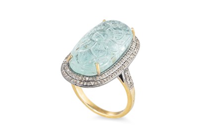 Lot 45 - AN AQUAMARINE AND DIAMOND RING, mounted in...