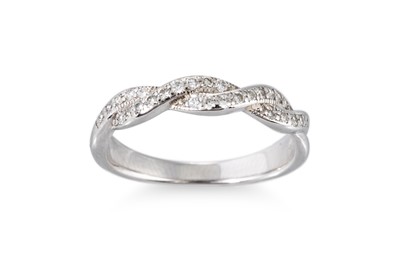 Lot 343 - A DIAMOND RING, of twist design, mounted in...