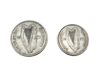 Lot 362 - A 1937 IRISH HALF CROWN COIN, good fine,...