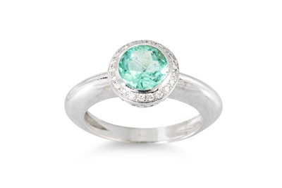 Lot 188 - AN EMERALD AND DIAMOND CLUSTER RING, of...