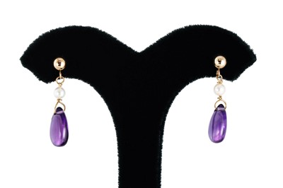 Lot 90 - A PAIR OF AMETHYST AND PEARL DROP EARRINGS,...