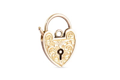 Lot 107 - AN ENGRAVED PADLOCK, 9ct yellow gold, 1.19 g.