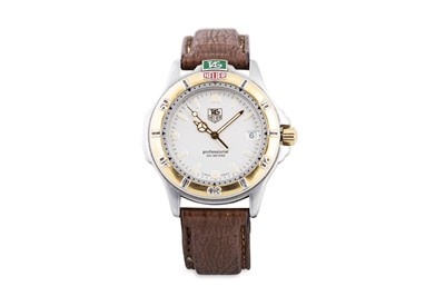 Lot 423 - A MID-SIZE BI-METAL TAG HEUER PROFESSIONAL...