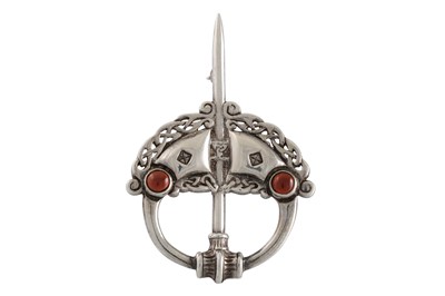 Lot 42 - A MODERN IRISH CELTIC BROOCH, in sterling...