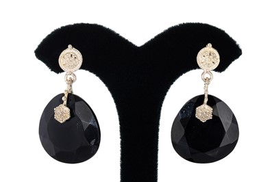 Lot 272 - A PAIR OF ONYX DROP EARRINGS, mounted in 9ct...