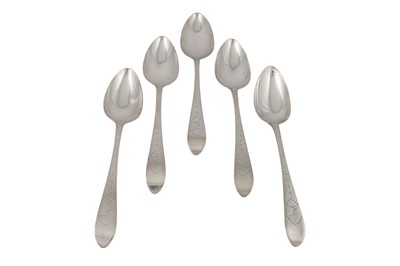 Lot 488 - A NEO-CLASSICAL STYLE IRISH GEORGIAN SILVER...