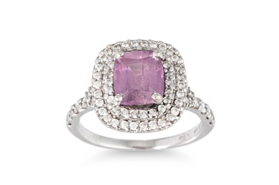 Lot 240 - A PINK SAPPHIRE AND DIAMOND CLUSTER RING, the...