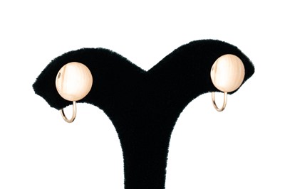 Lot 216 - A PAIR OF ANTIQUE 15CT ROSE GOLD EARRINGS,...