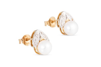 Lot 31 - A PAIR OF 9CT GOLD PEARL AND DIAMOND CLUSTER...