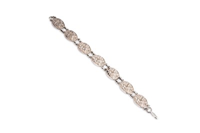 Lot 92 - A SILVER FANCY LINK BRACELET, 7" length