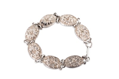 Lot 92 - A SILVER FANCY LINK BRACELET, 7" length