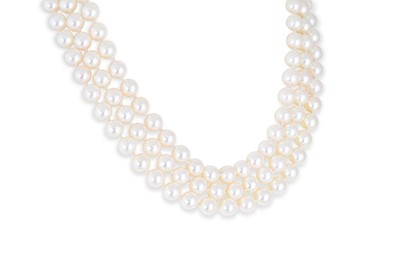 Lot 113 - A THREE STRAND CULTURED PEARL NECKLACE, the...