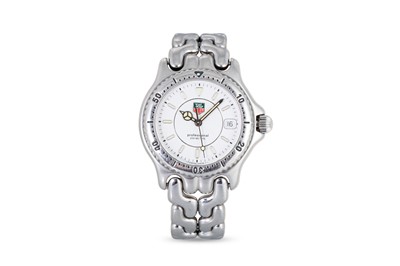 Lot 337 - A TAG HEUER PROFESSIONAL WRIST WATCH, with...