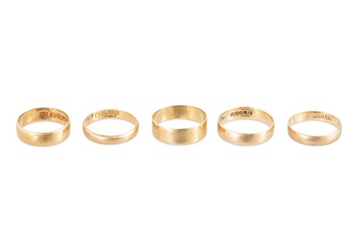 Lot 363 - FIVE 18CT GOLD BAND RINGS, gw 12.3 g.