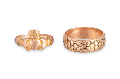 Lot 164 - A 9CT ROSE GOLD CLADDAGH RING, together with...