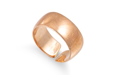 Lot 175 - A COLLECTION OF GOLD RINGS FOR RECYCLING, 3 x...