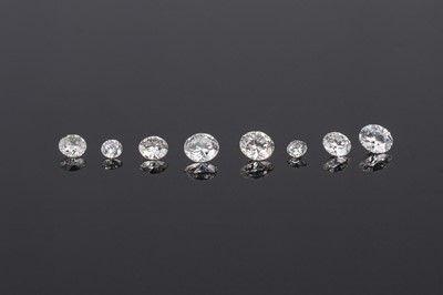 Lot 188 - A COLLECTION OF LOOSE DIAMONDS. Estimated...