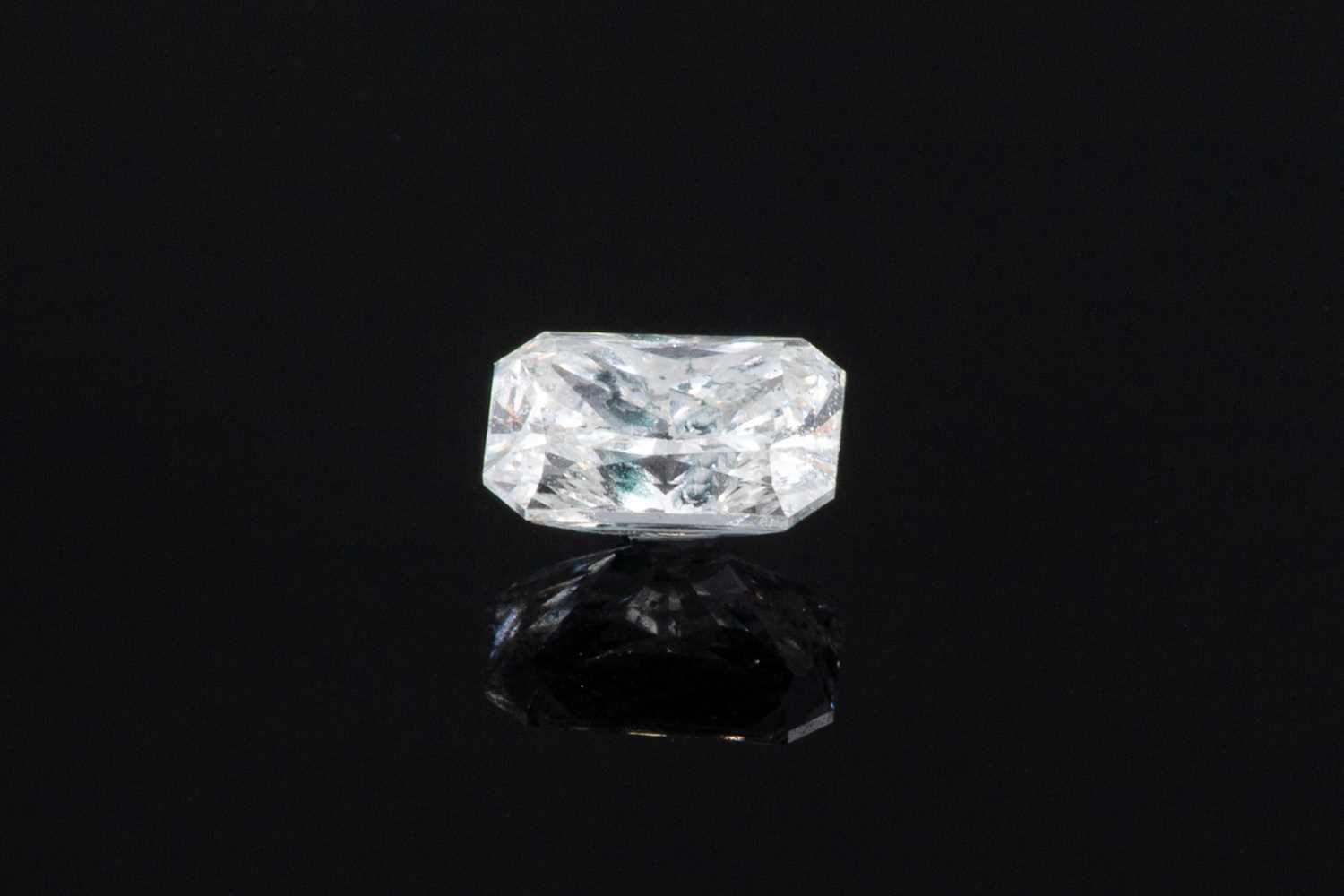 Lot 57 - A LOOSE RADIANT CUT DIAMOND, together with an...