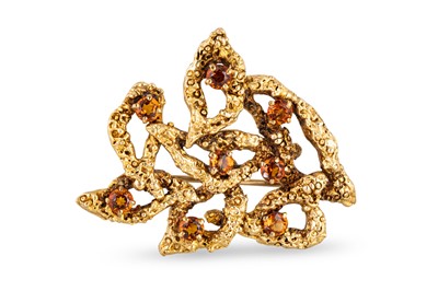 Lot 100 - A 9CT GOLD 1970S BROOCH, set with citrine,...