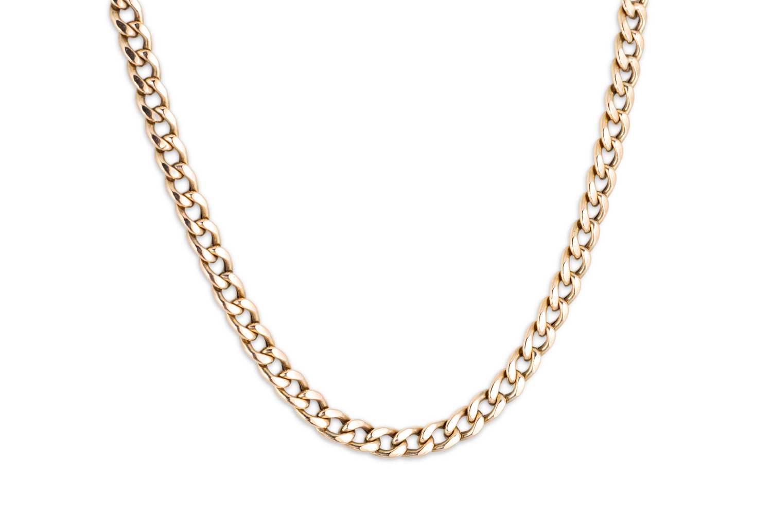 Lot 119 - A FLAT CURB LINK NECKCHAIN, 9ct gold, 11.4 g.