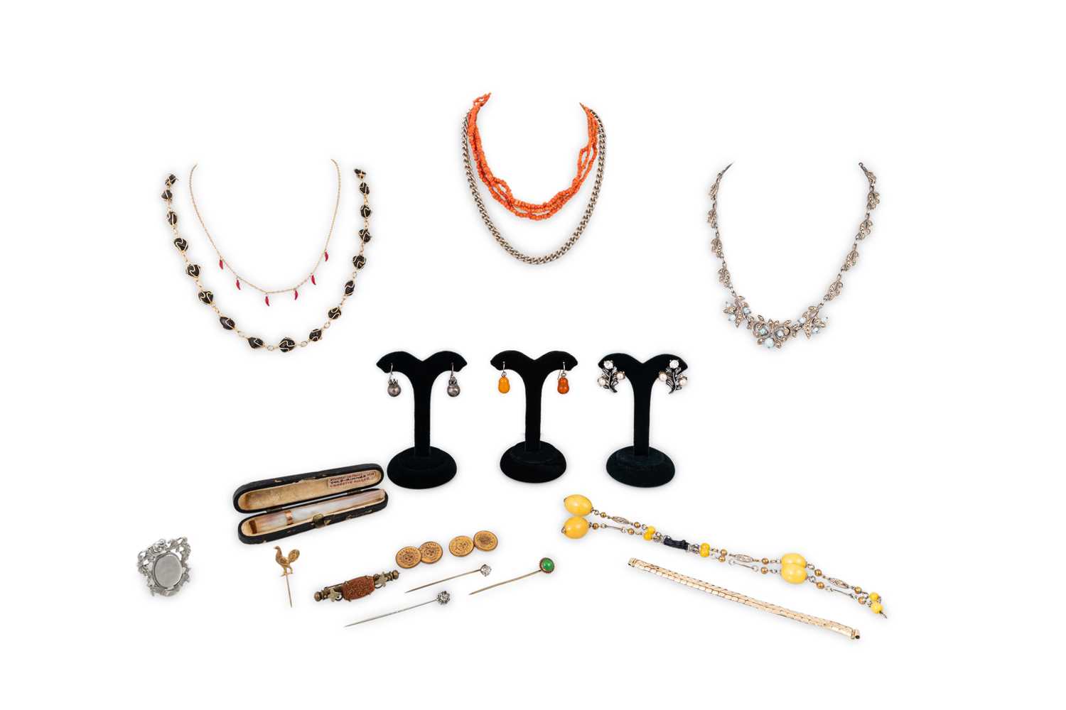 Lot 36 - A COLLECTION OF ANTIQUE AND LATER JEWELLERY,...