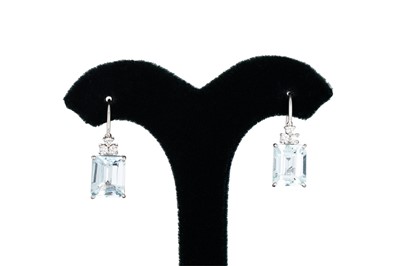 Lot 156 - A PAIR OF DIAMOND AND AQUAMARINE EARRINGS, the...
