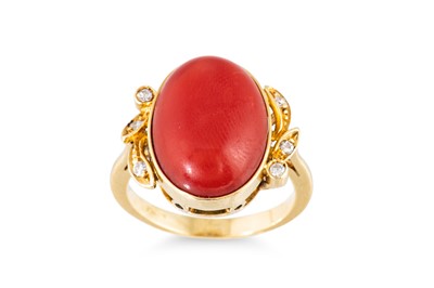 Lot 157 - A VINTAGE CORAL AND DIAMOND RING, the cabochon...