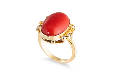 Lot 157 - A VINTAGE CORAL AND DIAMOND RING, the cabochon...
