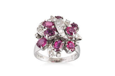 Lot 142 - A DIAMOND AND STONE SET CLUSTER COCKTAIL RING,...