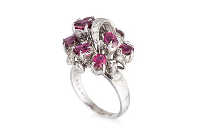 Lot 142 - A DIAMOND AND STONE SET CLUSTER COCKTAIL RING,...