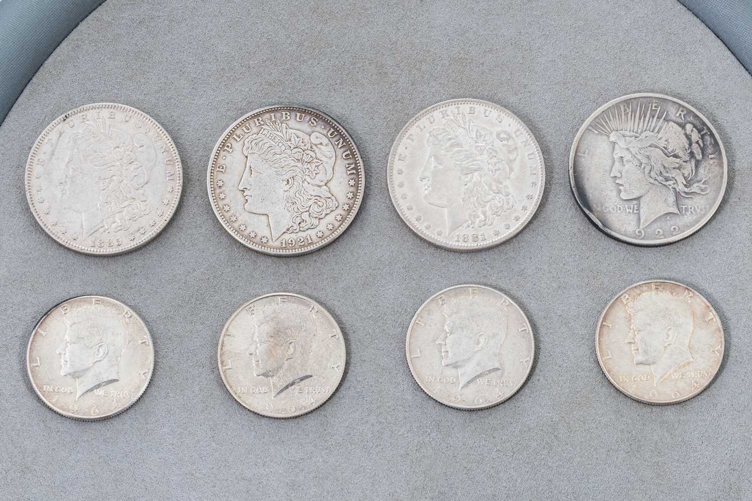 Lot 437 - 4 X AMERICAN SILVER $1 COINS 1881-1922, plus 4...