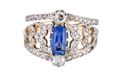 Lot 313 - AN IMPORTANT UNHEATED KASHMIR SAPPHIRE AND...