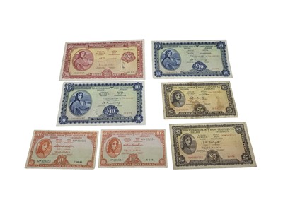 Lot 487 - 7 ASSORTED IRISH LADY LAVERY BANKNOTES...