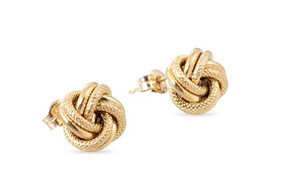 Lot 7 - A PAIR OF GOLD KNOT EARRINGS