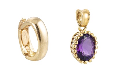 Lot 353 - AN 18CT GOLD AMETHYST SET PENDANT, 3.9 g.