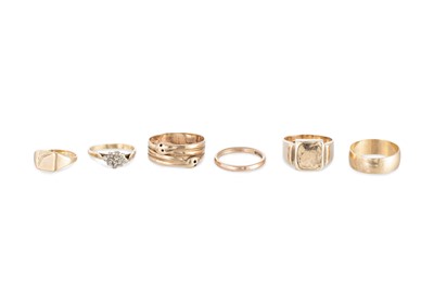 Lot 354 - A 9CT GOLD SNAKE HEAD RING, together with a...