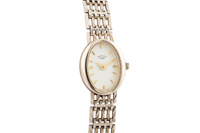 Lot 463 - A 9CT GOLD ROTARY WRIST WATCH, a 9ct gold...