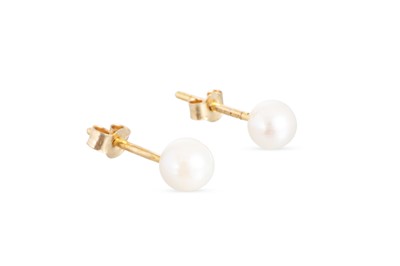 Lot 19 - A PAIR OF CULTURED PEARL STUD EARRINGS,...