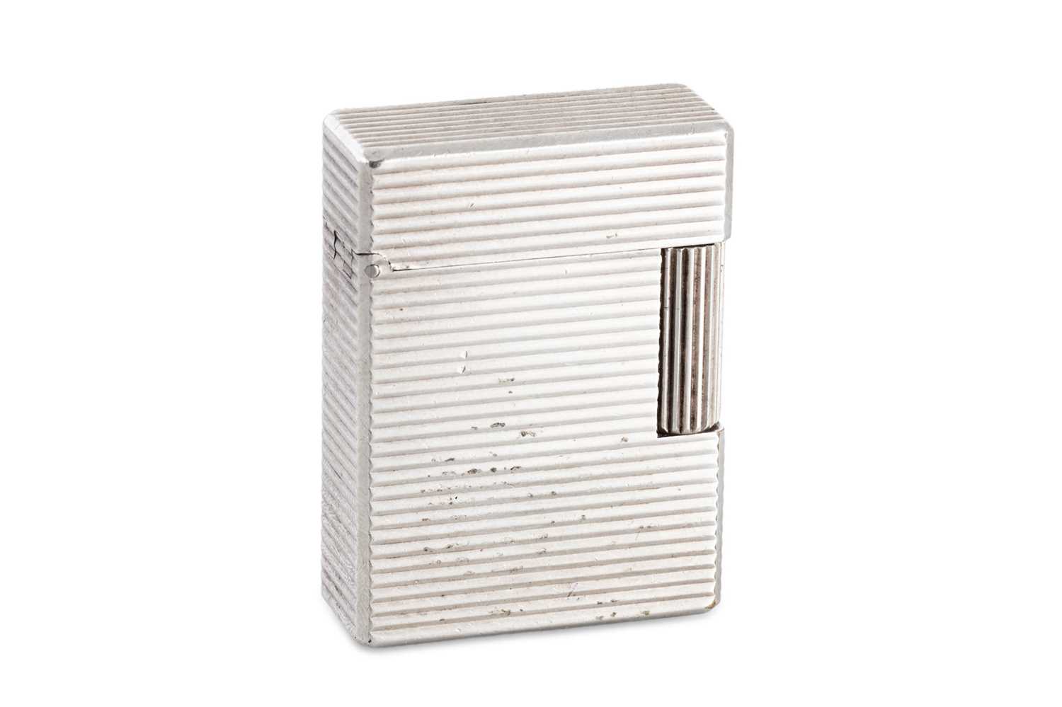 Lot 45 - A DUPONT LIGHTER