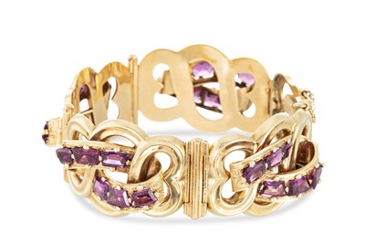 Lot 375 - AN ANTIQUE GARNET BRACELET, of articulated...