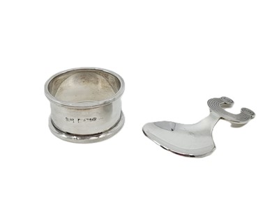 Lot 546 - A COLLECTION OF SILVER ITEMS, to include a...