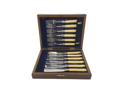 Lot 550 - A PRE-WAR SILVER SHELL SHAPED BUTTER DISH,...
