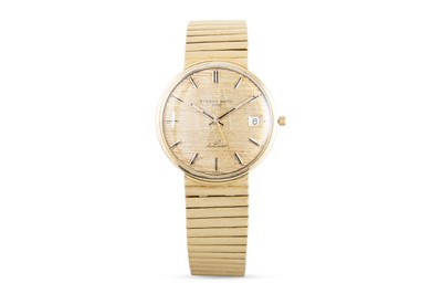 Lot 199 - A SUITE OF GENTLEMAN'S 18CT YELLOW GOLD ITEMS,...
