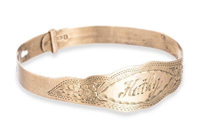 Lot 345 - A 9CT GOLD BABY'S BANGLE, 3.37 g.